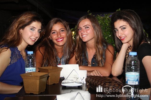 Saturday Night at Garden Pub, Byblos